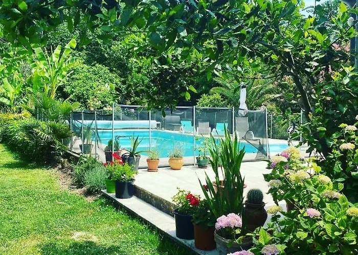 Toulousaine Bed & Breakfast 4*