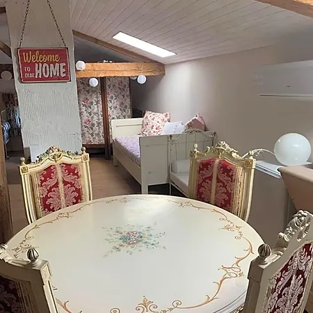 Couette-café Toulousaine Grisolles (Tarn-et-Garonne)
